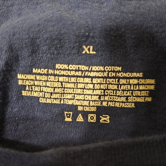 Buffalo Bills Long-sleeved T-shirt.  Size:XL. - Picture 4 of 5